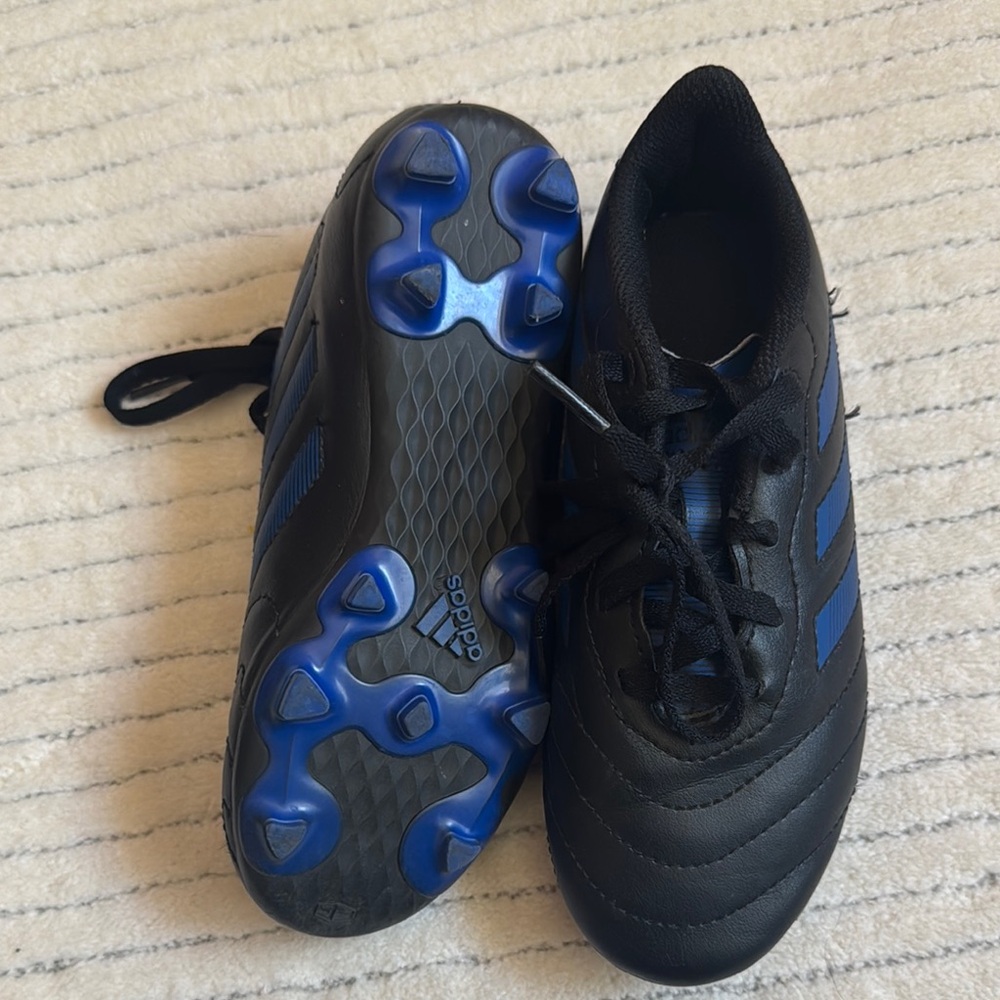Kids Black and Blue Adidas Soccer Cleats - Picture 4 of 5